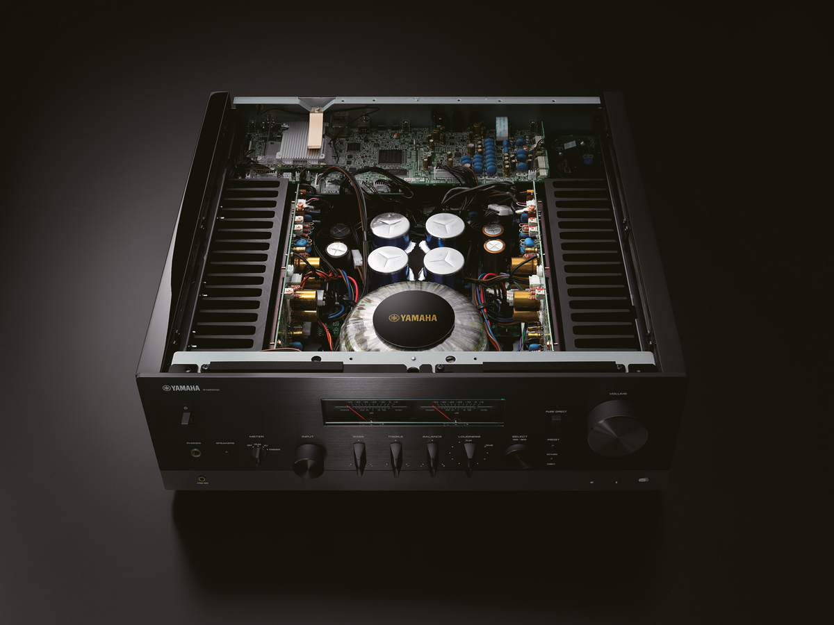 Yamaha R-N2000A Netzwerk-Receiver