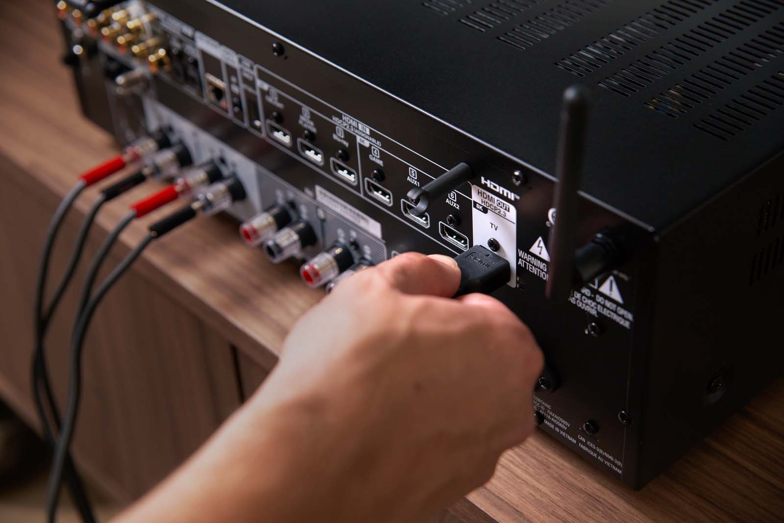 Denon DRA-900H 2.2 Kanal 8K Netzwerk-Receiver