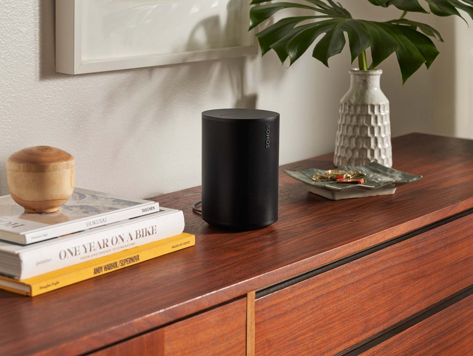 Sonos Era 100 WLAN-Lautsprecher mit Alexa-Sprachsteuerung
