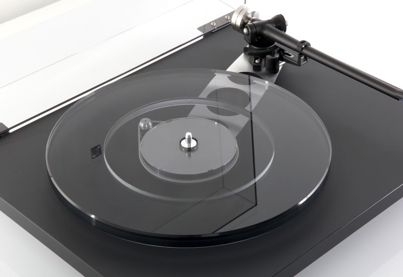 Rega Planar 6 Matt Schwarz