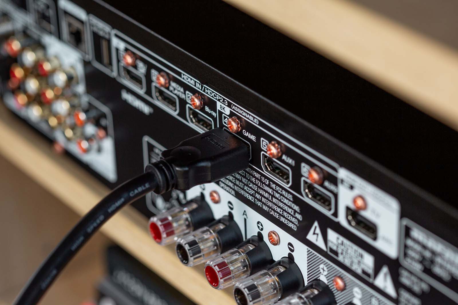 stereo70s_blk_8 Marantz Stereo 70s 8K Stereo-AV-Receiver