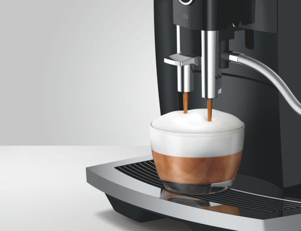 JURA E6 (EC) Piano Black Kaffeevollautomat