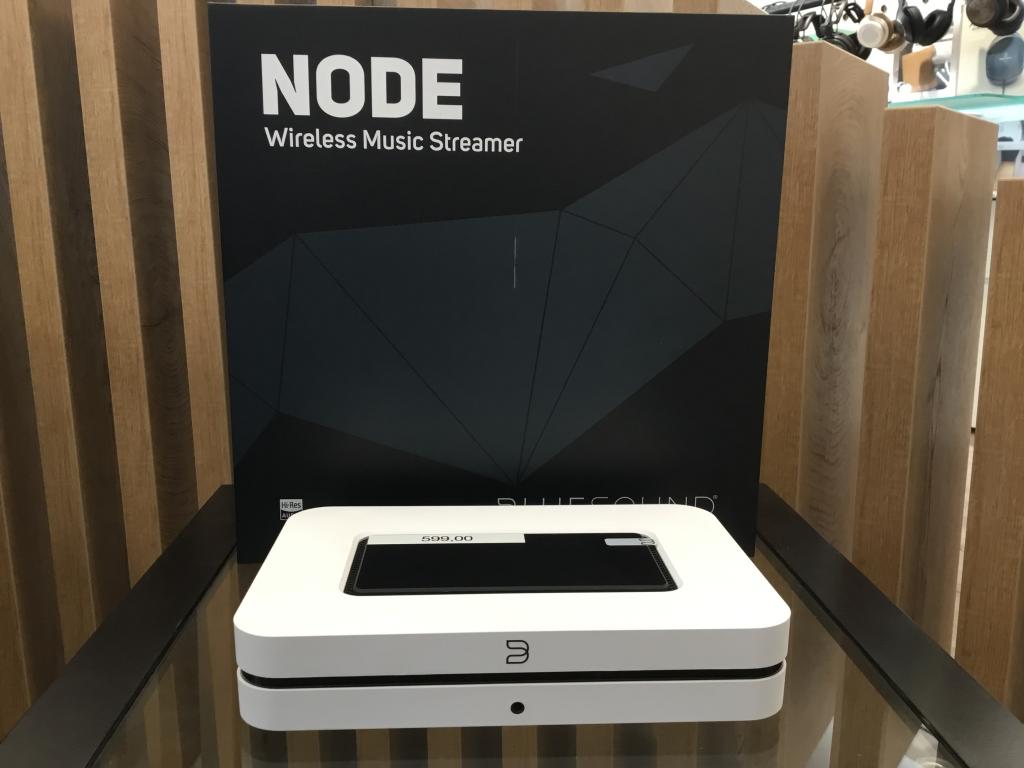 Bluesound Node N130 Streaming-Client Weiß Aussteller