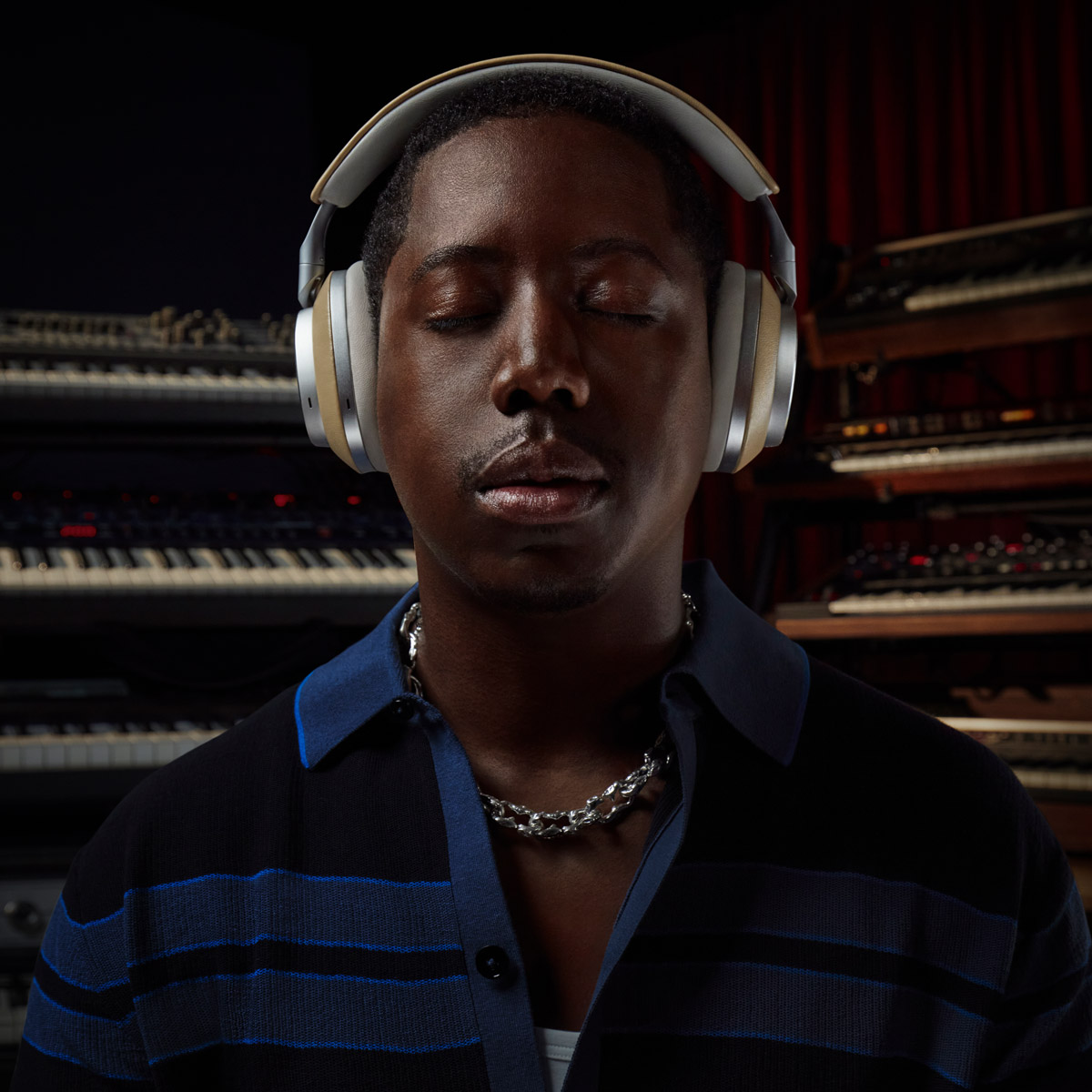 B&W Px8 Wireless Over-Ear-Kopfhörer