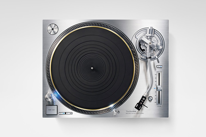 Technics SL-1200GEG-S Silber